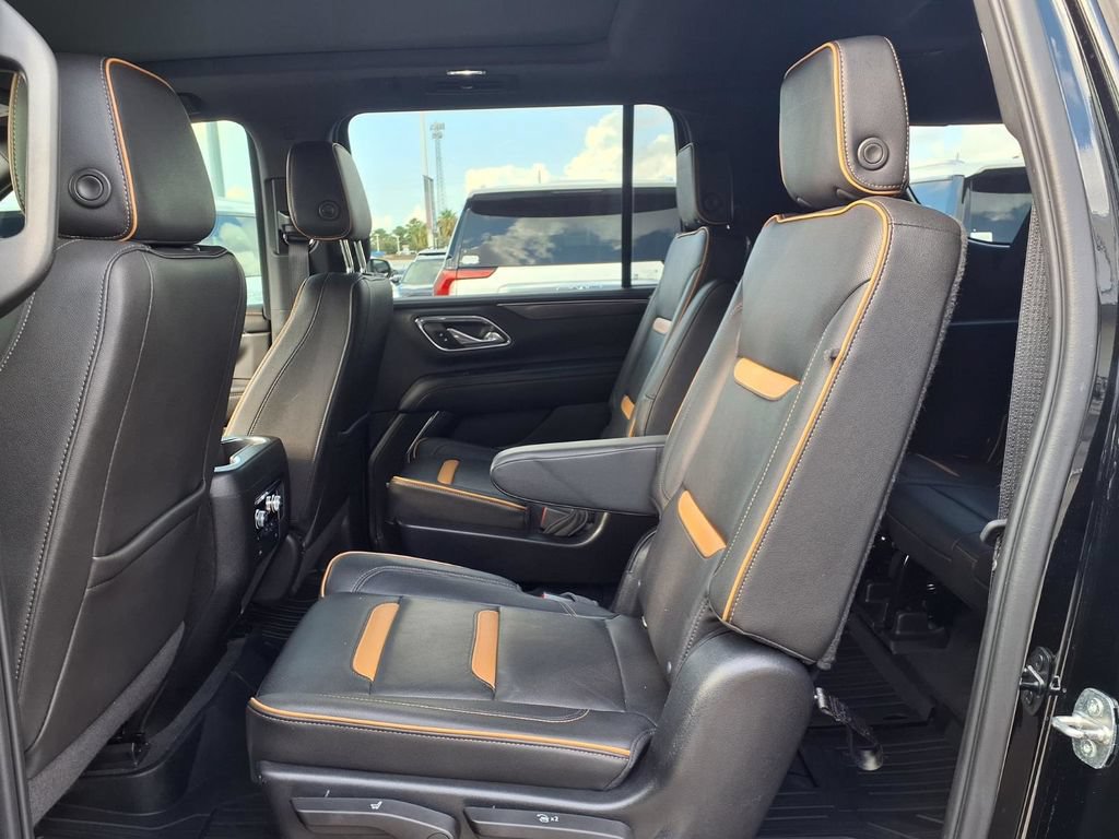 Used 2022 GMC Yukon XL AT4 w/ Max Trailering Package AWD/4WD image 17