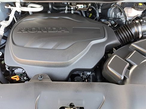 Used 2024 Honda Odyssey Sport image 35