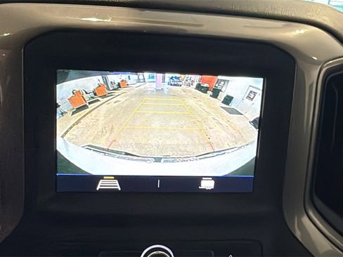 Used 2022 GMC Sierra 3500 Pro w/ Convenience Package image 32