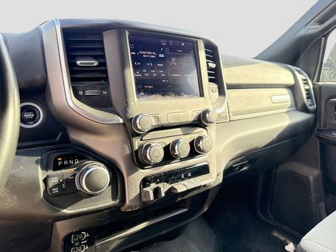 Used 2024 RAM 2500 Big Horn AWD/4WD image 18