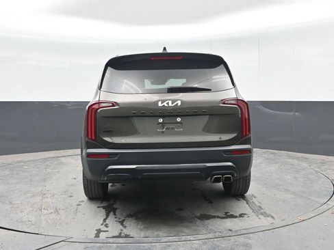 Used 2022 Kia Telluride EX w/ EX Premium Package AWD/4WD image 11
