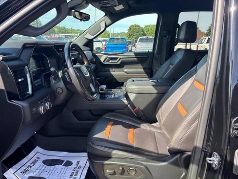 Used 2022 GMC Sierra 1500 AT4 w/ AT4 Premium Package AWD/4WD image 24