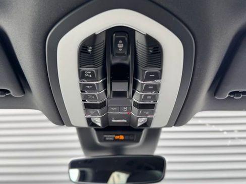 New 2026 Porsche Macan S image 30