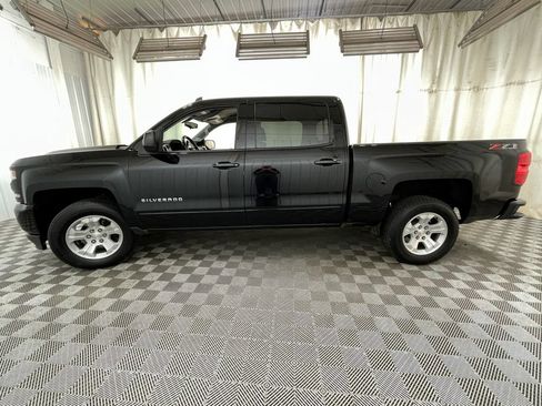 Certified 2018 Chevrolet Silverado 1500 LT w/ All Star Edition AWD/4WD image 15
