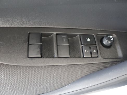 Used 2023 Toyota Corolla LE w/ Carpet Mat Package (TMS) FWD image 11