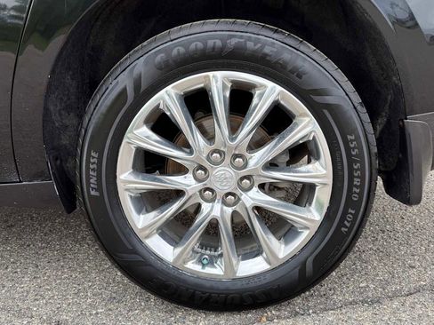 Used 2021 Buick Enclave Premium w/ Surround and Sites Package AWD/4WD image 31