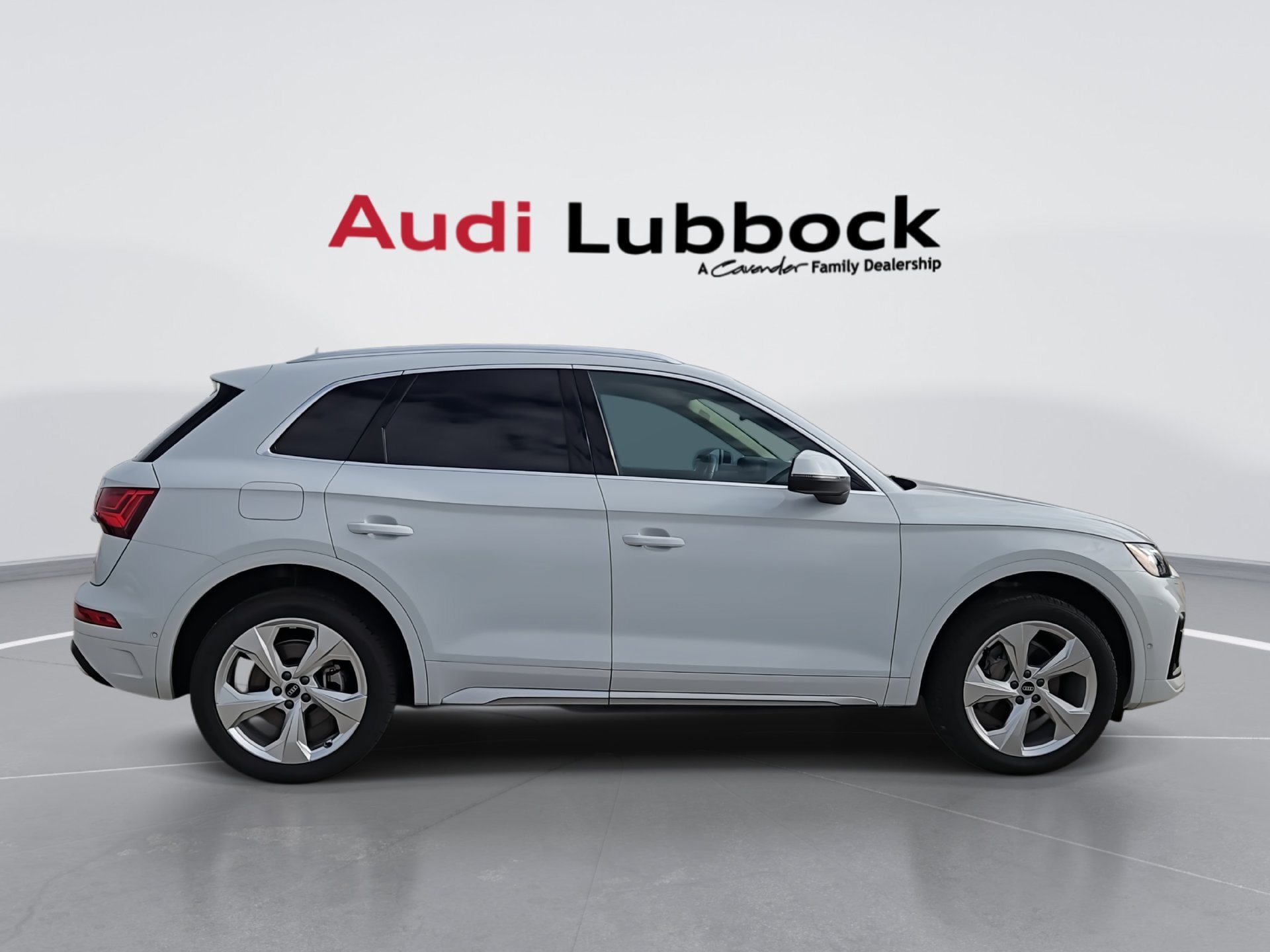Used 2021 Audi Q5 Prestige w/ Prestige Package AWD/4WD image 9
