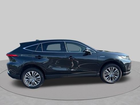 Used 2021 Toyota Venza Limited w/ Advanced Technology Package AWD/4WD image 2