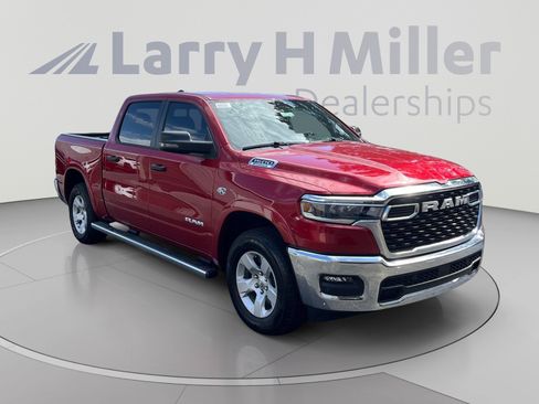 New 2026 RAM 1500 Big Horn AWD/4WD image 7