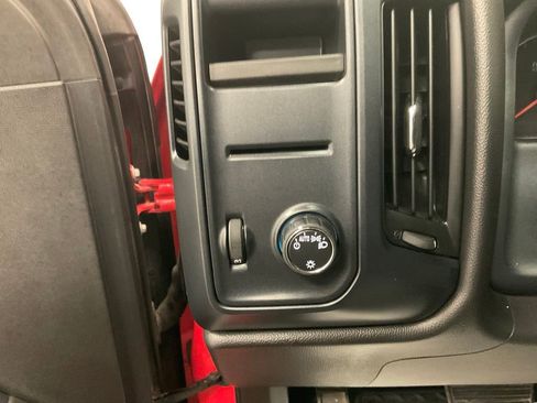Used 2016 Chevrolet Silverado 1500 Custom w/ Custom Convenience Package AWD/4WD image 20