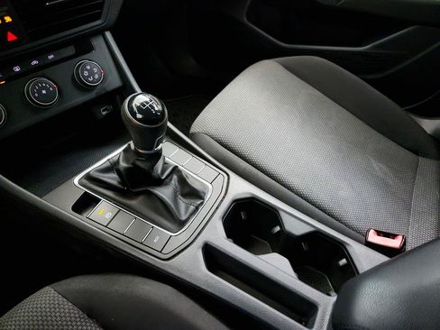 Used 2019 Volkswagen Jetta S FWD image 18