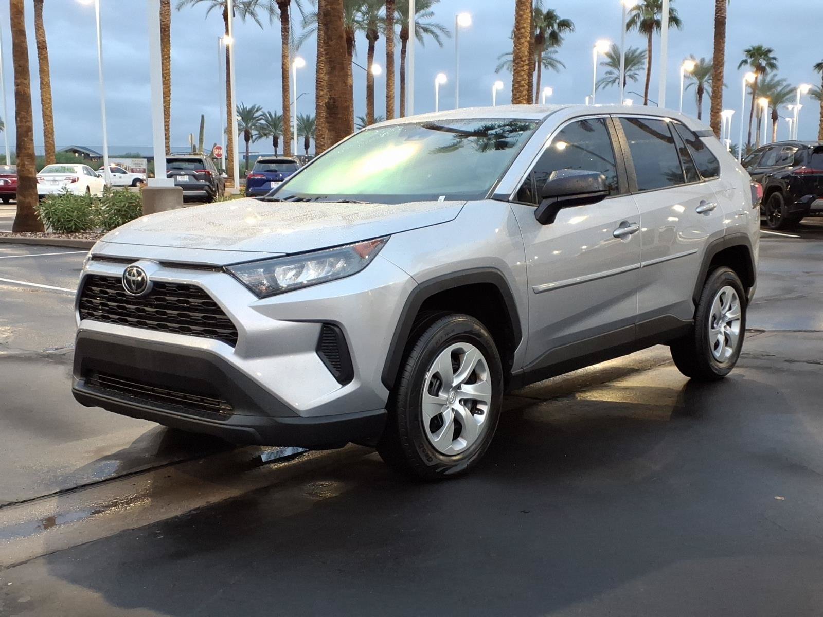 Certified 2022 Toyota RAV4 LE FWD image 8