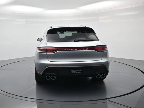 Certified 2026 Porsche Macan image 29