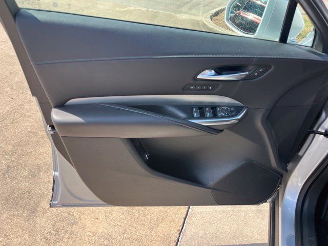 Used 2020 Cadillac XT4 Premium Luxury FWD image 11