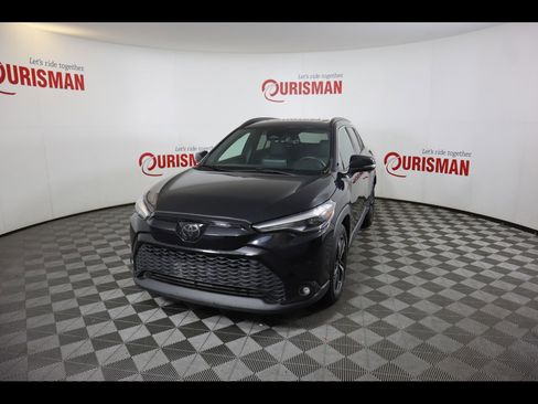 Used 2024 Toyota Corolla Cross AWD Hybrid w/ Convenience Package image 1