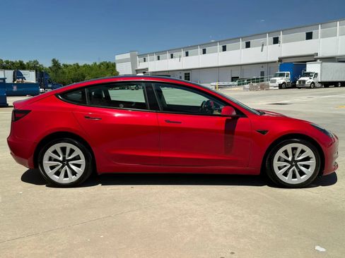 Used 2023 Tesla Model 3 Standard Range RWD image 6