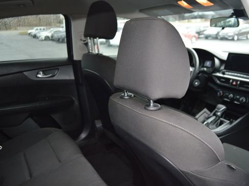 Used 2020 Kia Forte LXS image 27