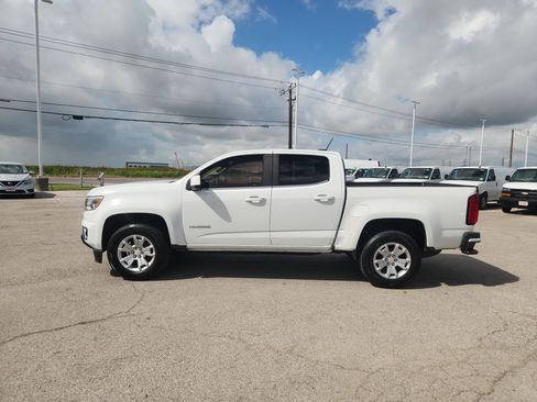 Used 2017 Chevrolet Colorado LT w/ LT Convenience Package RWD image 4