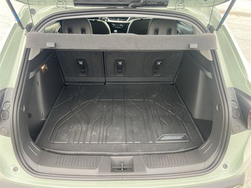 New 2025 Chevrolet Trax ACTIV w/ Driver Confidence Package image 24