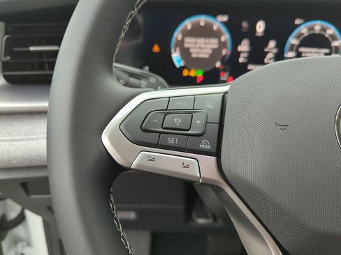 New 2026 Volkswagen Tiguan S FWD image 33