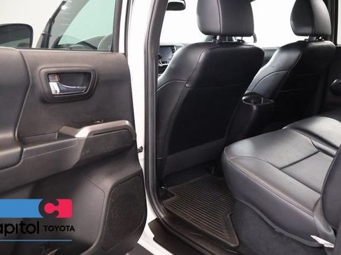 Certified 2023 Toyota Tacoma Limited AWD/4WD image 31