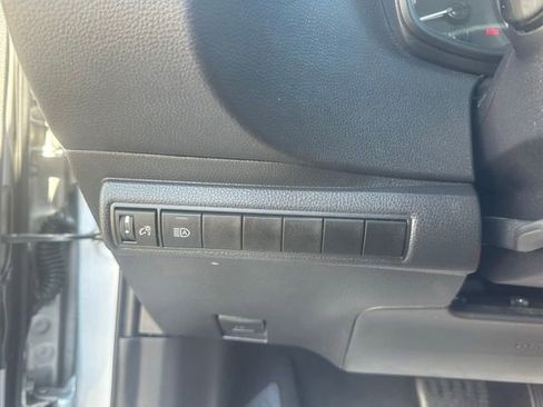 Certified 2022 Toyota Corolla LE image 21