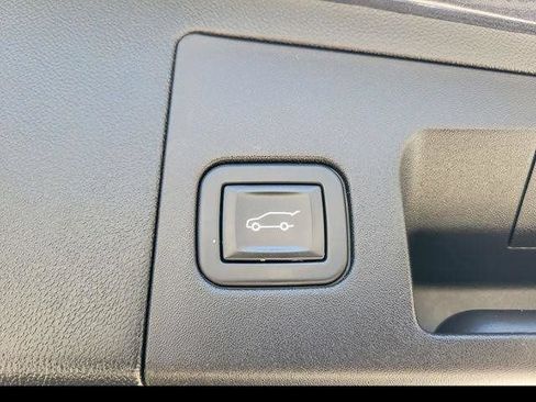 Certified 2023 Cadillac XT5 Premium Luxury w/ Technology Package AWD/4WD image 31