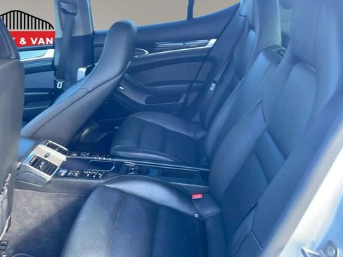 Used 2015 Porsche Panamera S RWD image 42