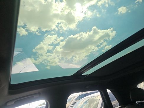 Used 2021 Audi Q3 2.0T Premium image 13