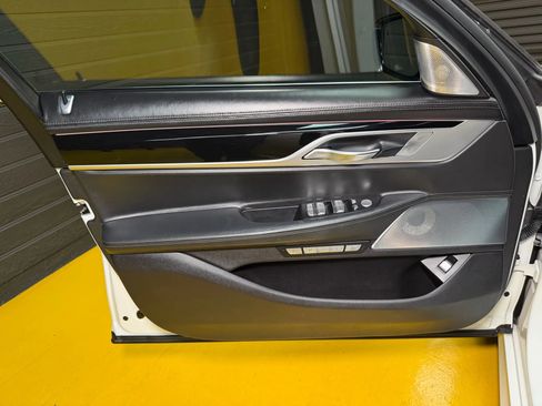 Used 2017 BMW ALPINA B7 xDrive ALPINA B7 xDrive Sedan 4D image 38