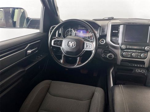 Used 2022 RAM 1500 Big Horn AWD/4WD image 2