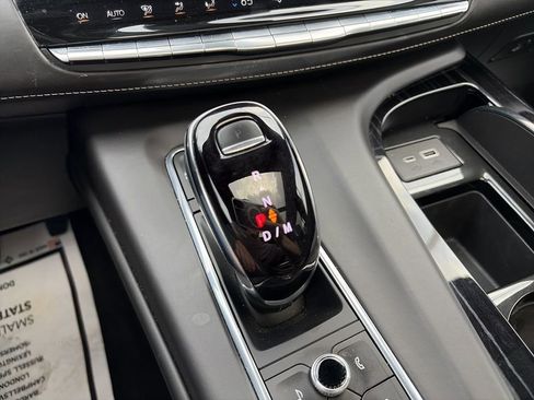 Used 2023 Cadillac Escalade V AWD/4WD image 26