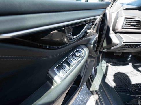 Used 2022 Subaru Outback Limited AWD/4WD image 7