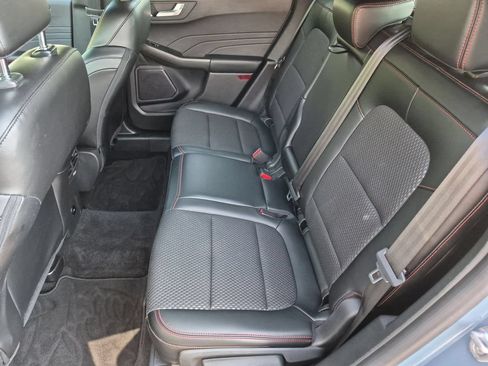 Used 2024 Ford Escape ST-Line w/ Tech Pack #1 AWD/4WD image 18