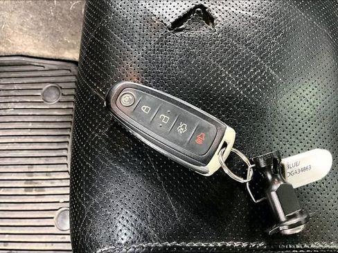 Used 2013 Ford Explorer Limited image 34