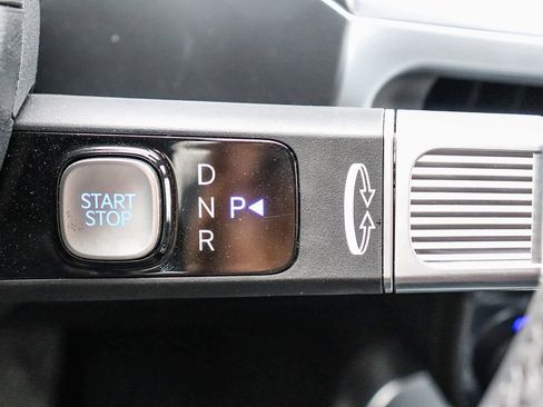 New 2026 Hyundai Ioniq 9 Calligraphy image 28