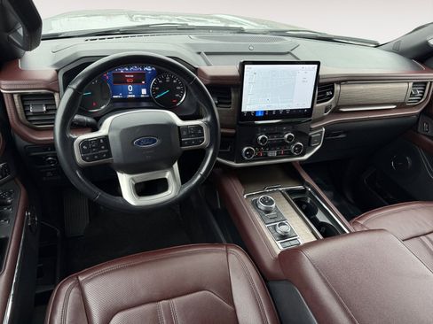 Used 2024 Ford Expedition Limited image 15