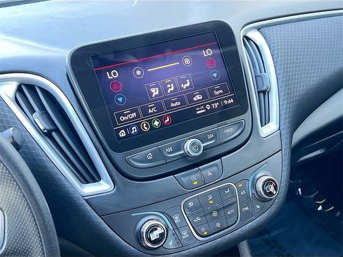 Used 2023 Chevrolet Malibu LT image 15