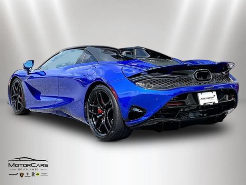 Used 2026 McLaren 750S Spider RWD image 10
