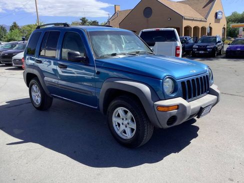 Used 2004 Jeep Liberty Sport w/ PWR Convenience Group AWD/4WD image 7