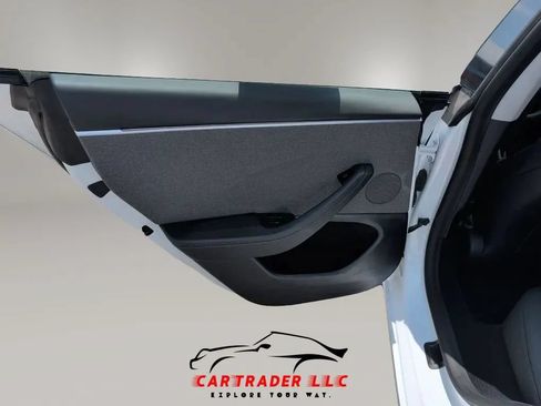Used 2025 Tesla Model 3 RWD image 33