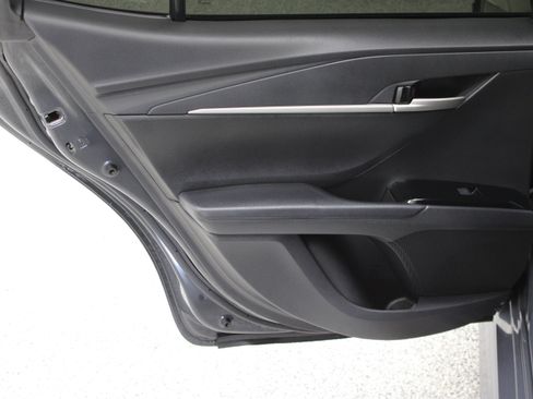 Used 2025 Toyota Camry SE FWD image 26