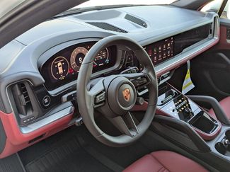 Certified 2025 Porsche Cayenne video 4