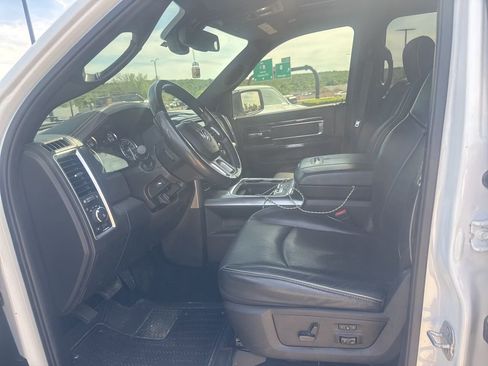 Used 2017 RAM 1500 Limited AWD/4WD image 7