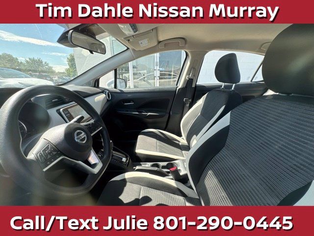 Used 2022 Nissan Versa SV FWD image 21