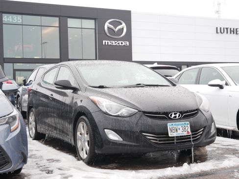 Used 2013 Hyundai Elantra Limited image 1