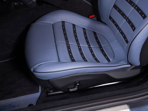 Used 2025 Ferrari Roma Spider RWD image 21