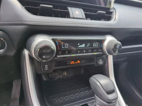 Certified 2025 Toyota RAV4 XLE FWD image 22