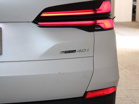 Used 2026 BMW X5 sDrive40i w/ Climate Comfort Package image 7