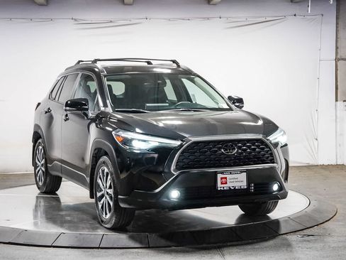 Certified 2022 Toyota Corolla Cross XLE w/ Convenience Package AWD/4WD image 6